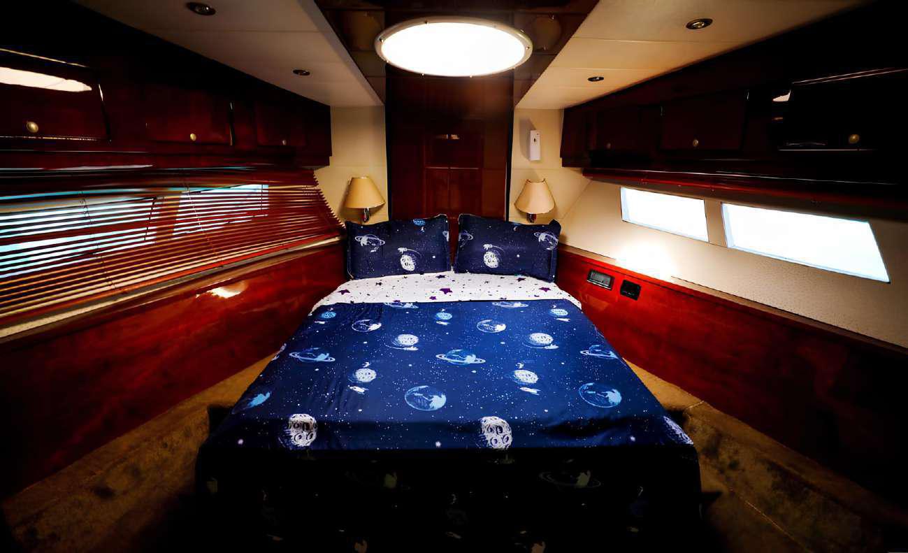66ft yacht dubai marina